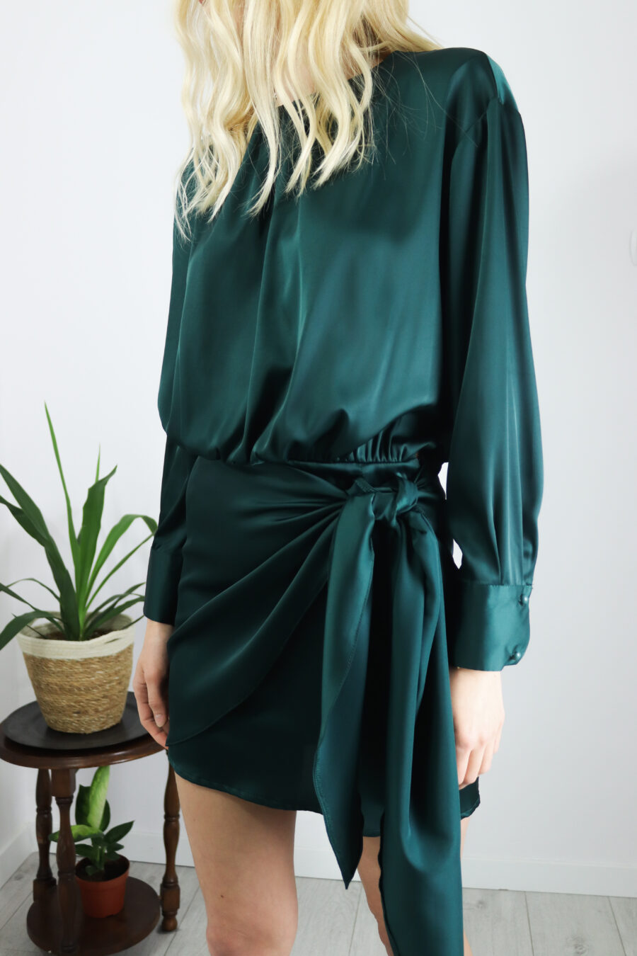 Oxalis - elegancka sukienka z wiązaną spódnicą