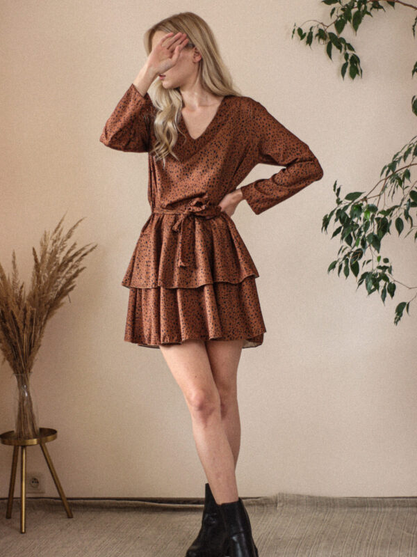 Robinia - sukienka z falbanami i wiązaniem