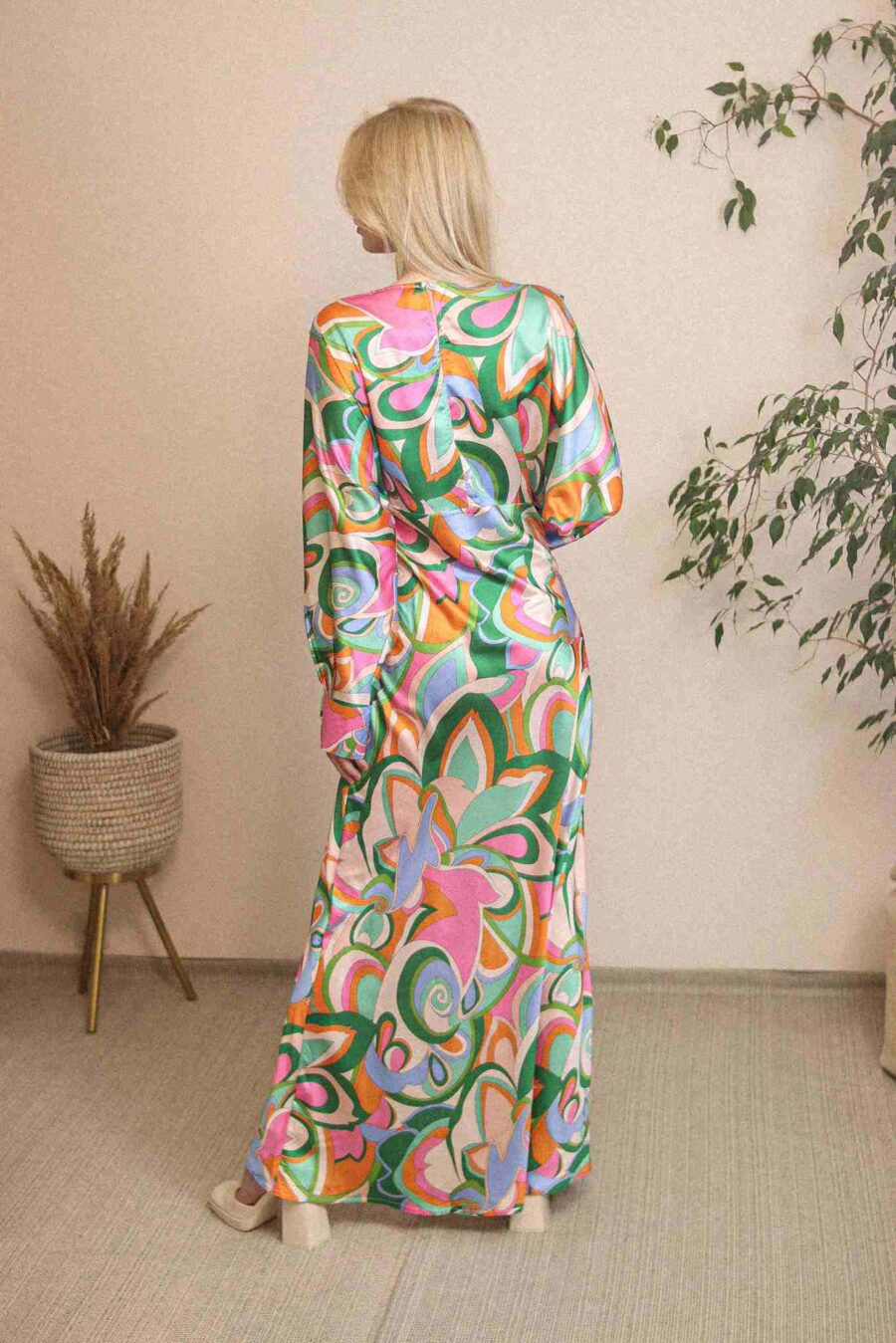 Maclura - sukienka maxi w kolorowe wzory