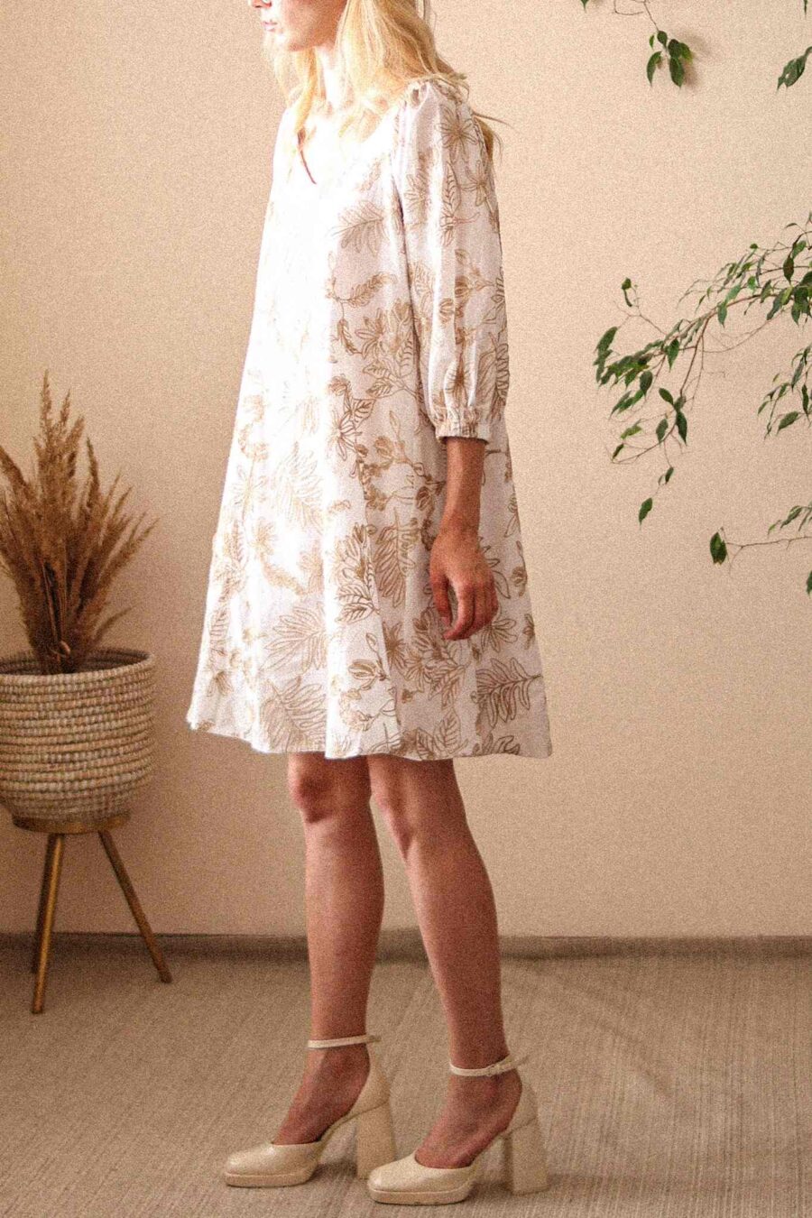 Felicia Dress - haftowana sukienka z wiązaniem