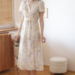 Consolida - lekka, wąska sukienka o lnianej strukturze