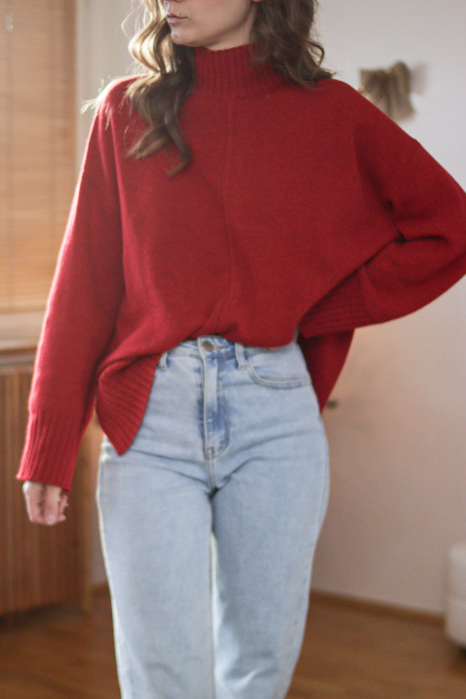 Campsis - oversizowy sweter z półgolfem (80% wełna)-2