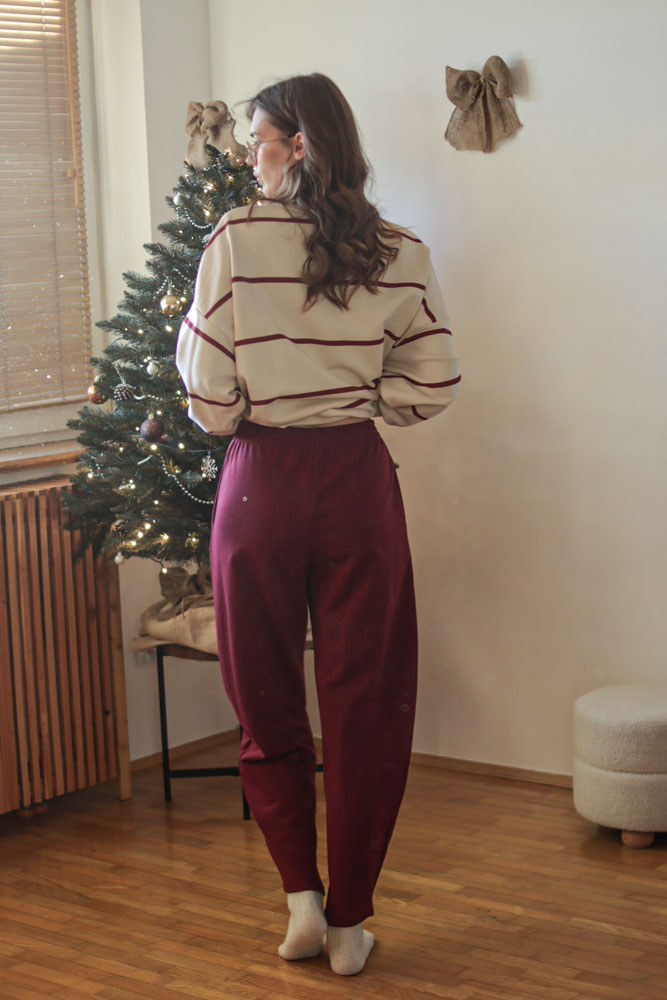 Calamagrostis - spodnie dresowe o kroju ballon-02