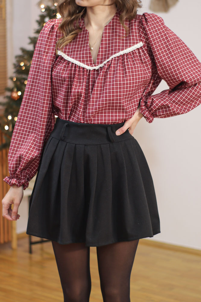 Cephaelis - luźna bluzka z koronkowymi wstawkami-02