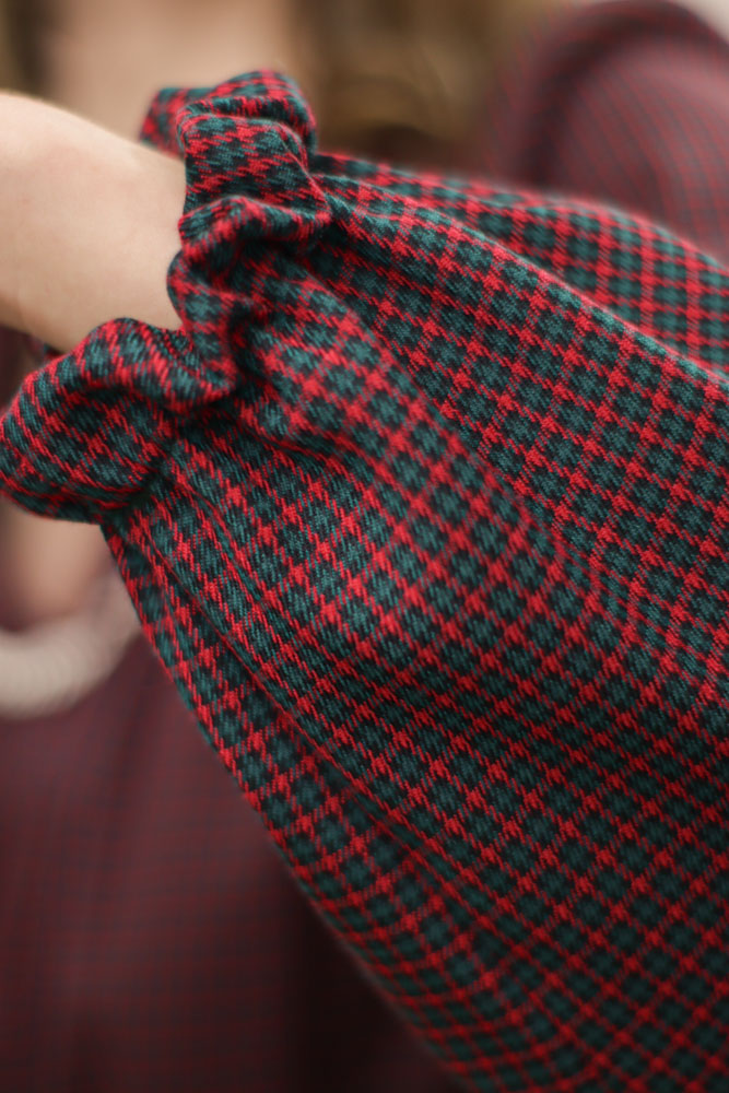 Cephaelis - luźna bluzka z koronkowymi wstawkami-15