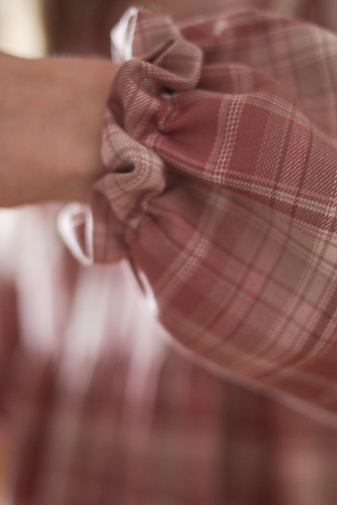 Ceiba PINK DRESS - luźna, krótka sukienka z ozdobnym kołnierzem-11