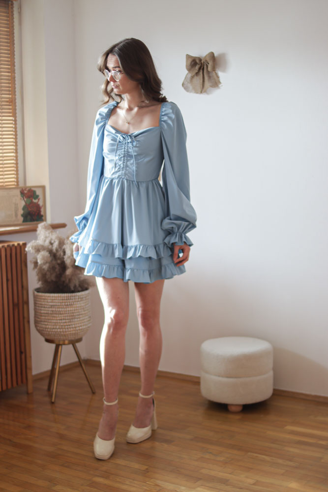 Yania – krótka sukienka z marszczeniami przy biuście-05