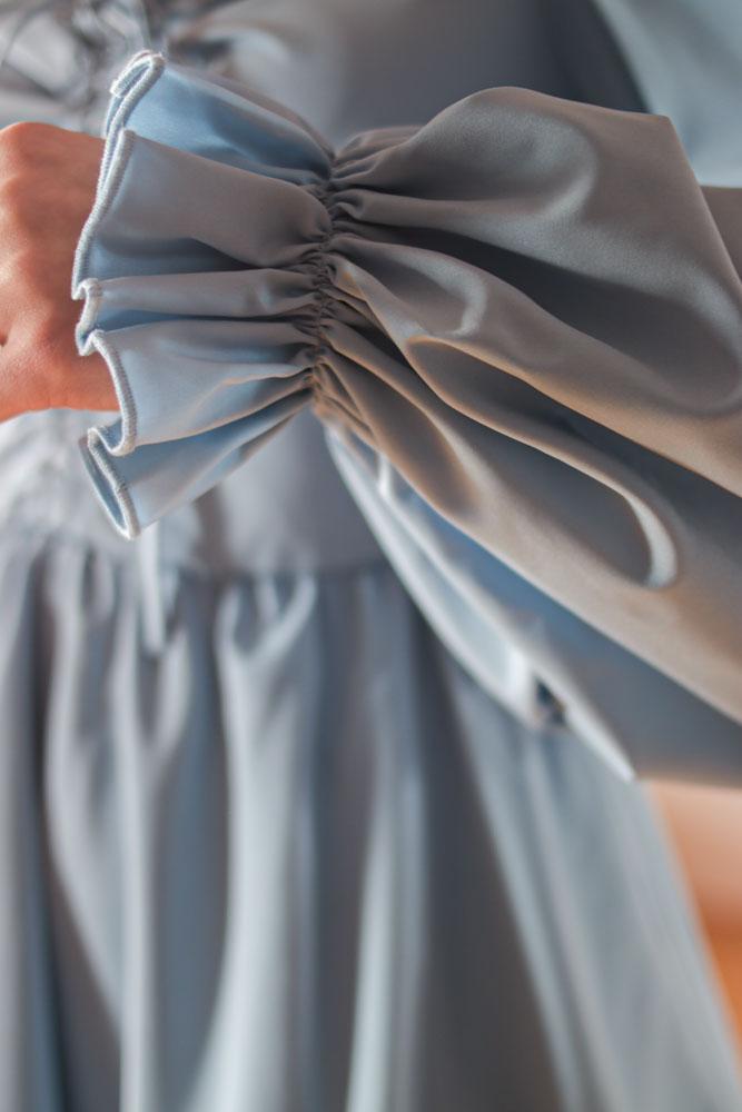 Yania – krótka sukienka z marszczeniami przy biuście-09