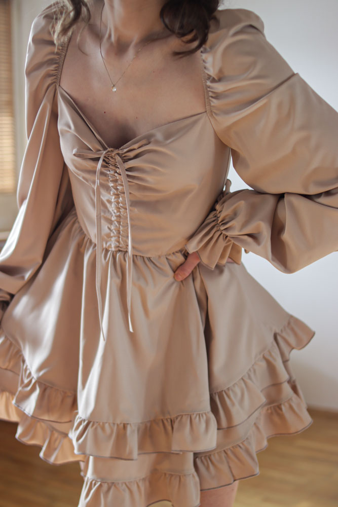 Yania – krótka sukienka z marszczeniami przy biuście-14