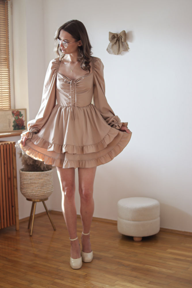 Yania – krótka sukienka z marszczeniami przy biuście-17