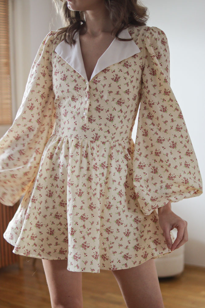 Zoysia - bawełniana, krótka sukienka z kołnierzem w kwiatki-07