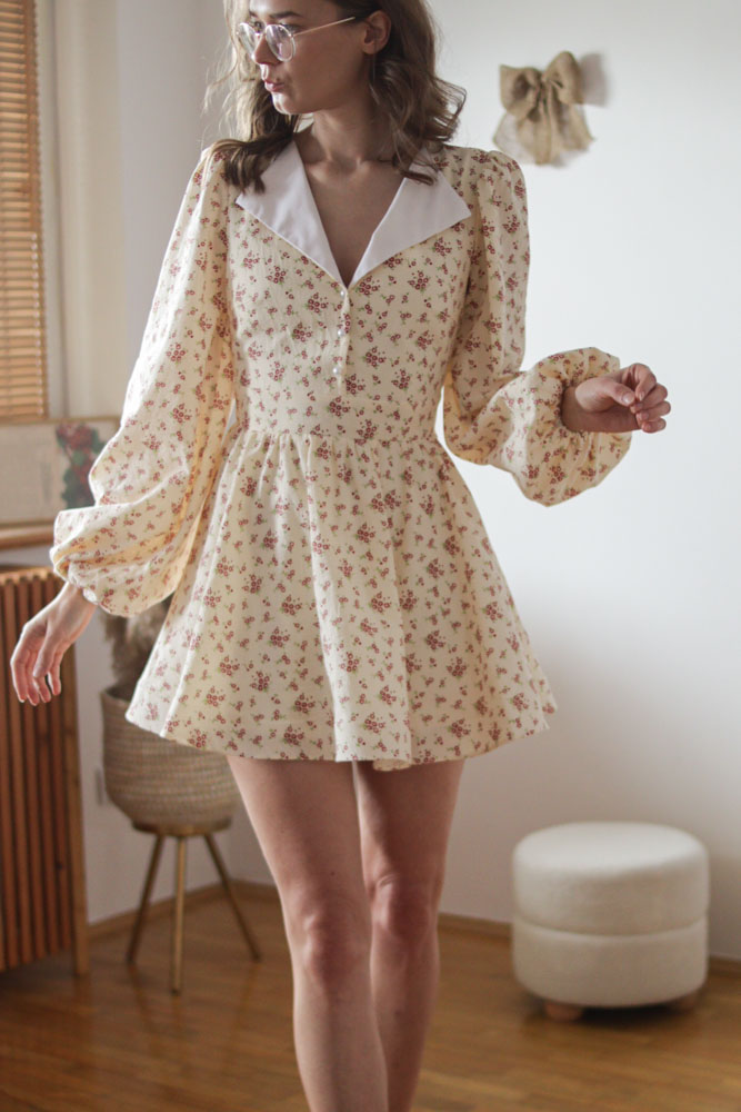 Zoysia - bawełniana, krótka sukienka z kołnierzem w kwiatki-17