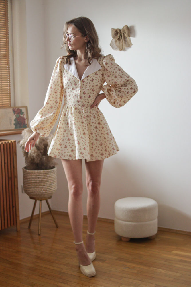 Zoysia - bawełniana, krótka sukienka z kołnierzem w kwiatki-18