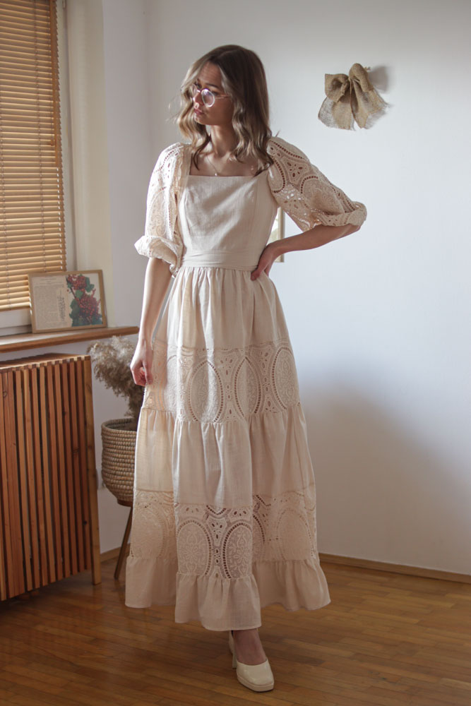 Mentha - beżowa sukienka maxi z ażurowymi rękawami-7